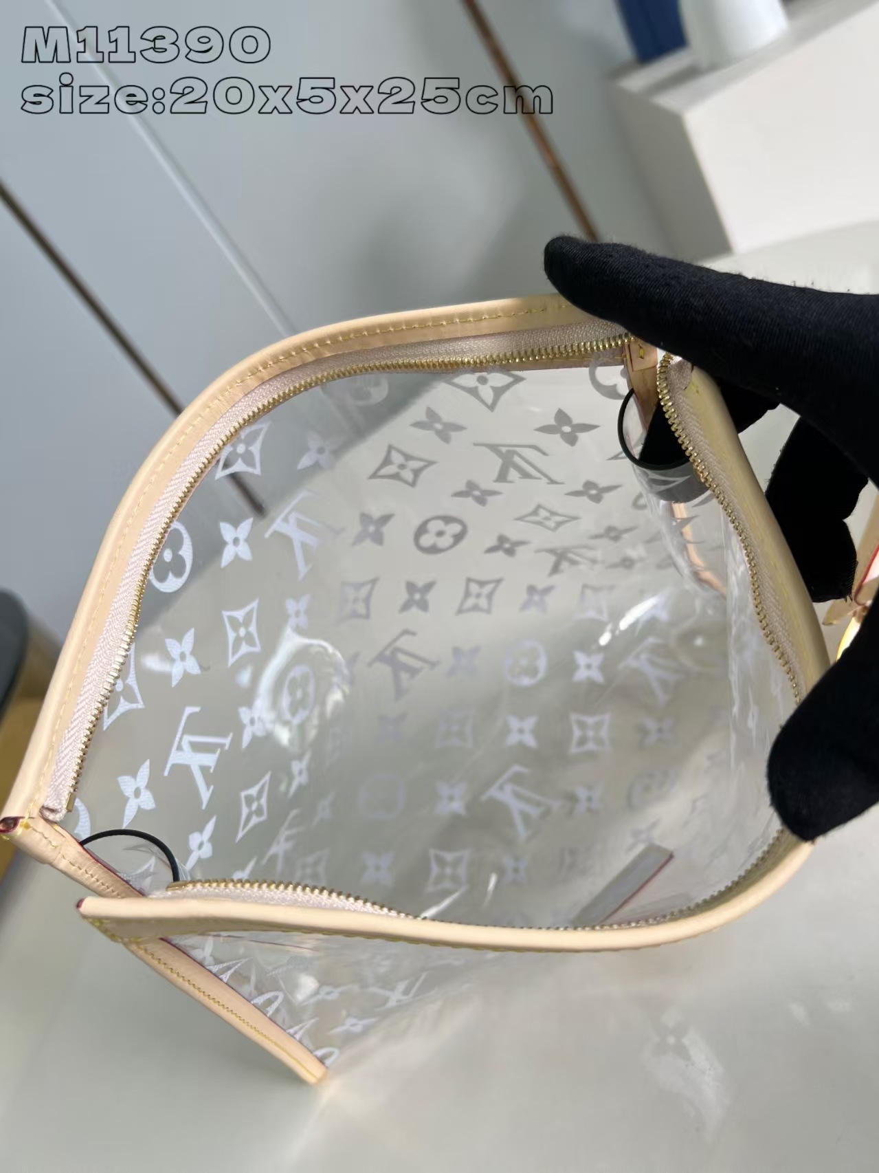 [TOP] Louis Vuitton LV Trio Poche Toilette  - Transparent