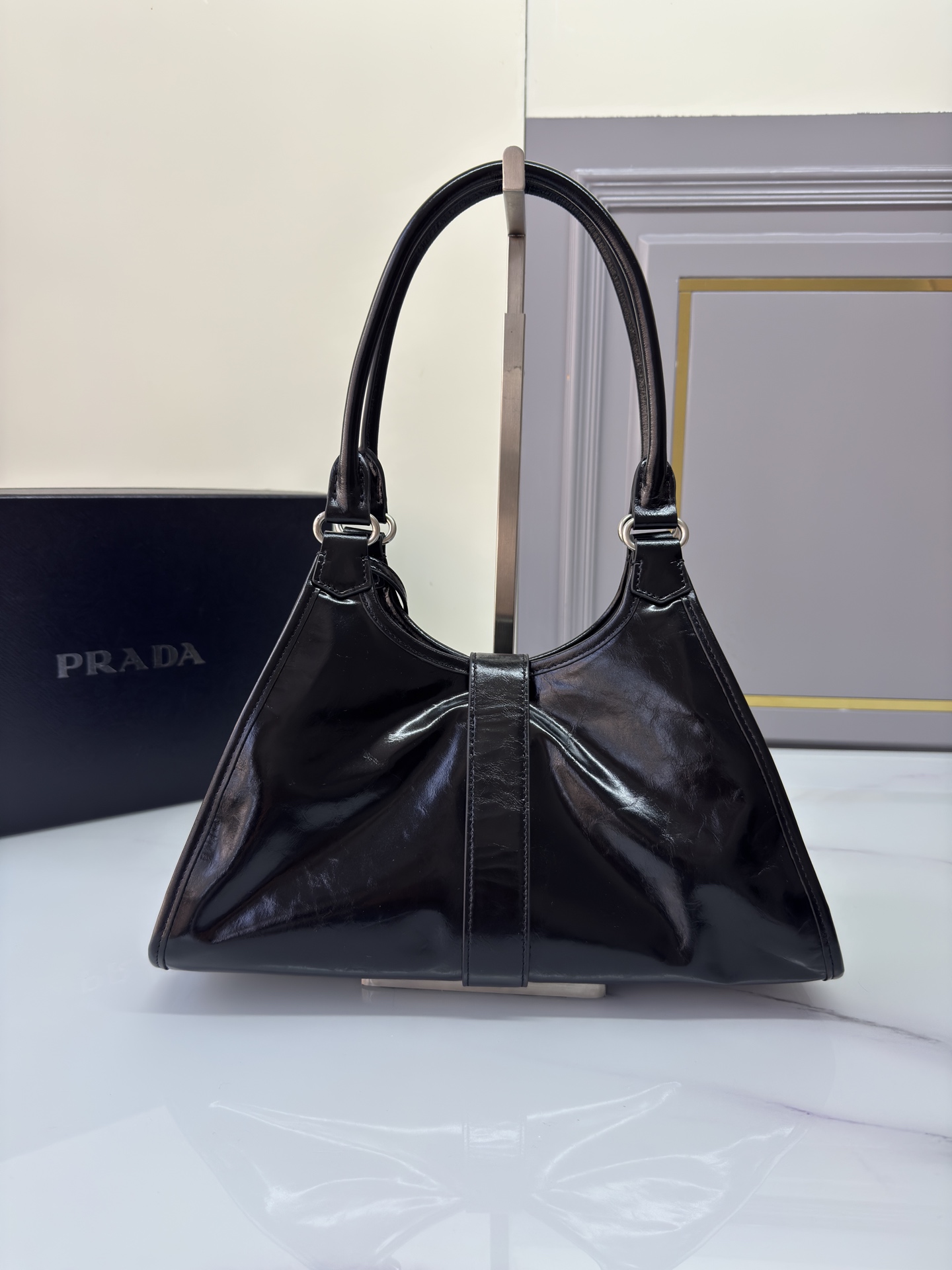 [TOP] PRADA Handbag Oil Wax 30.5x17.5x9cm - 5 Colour