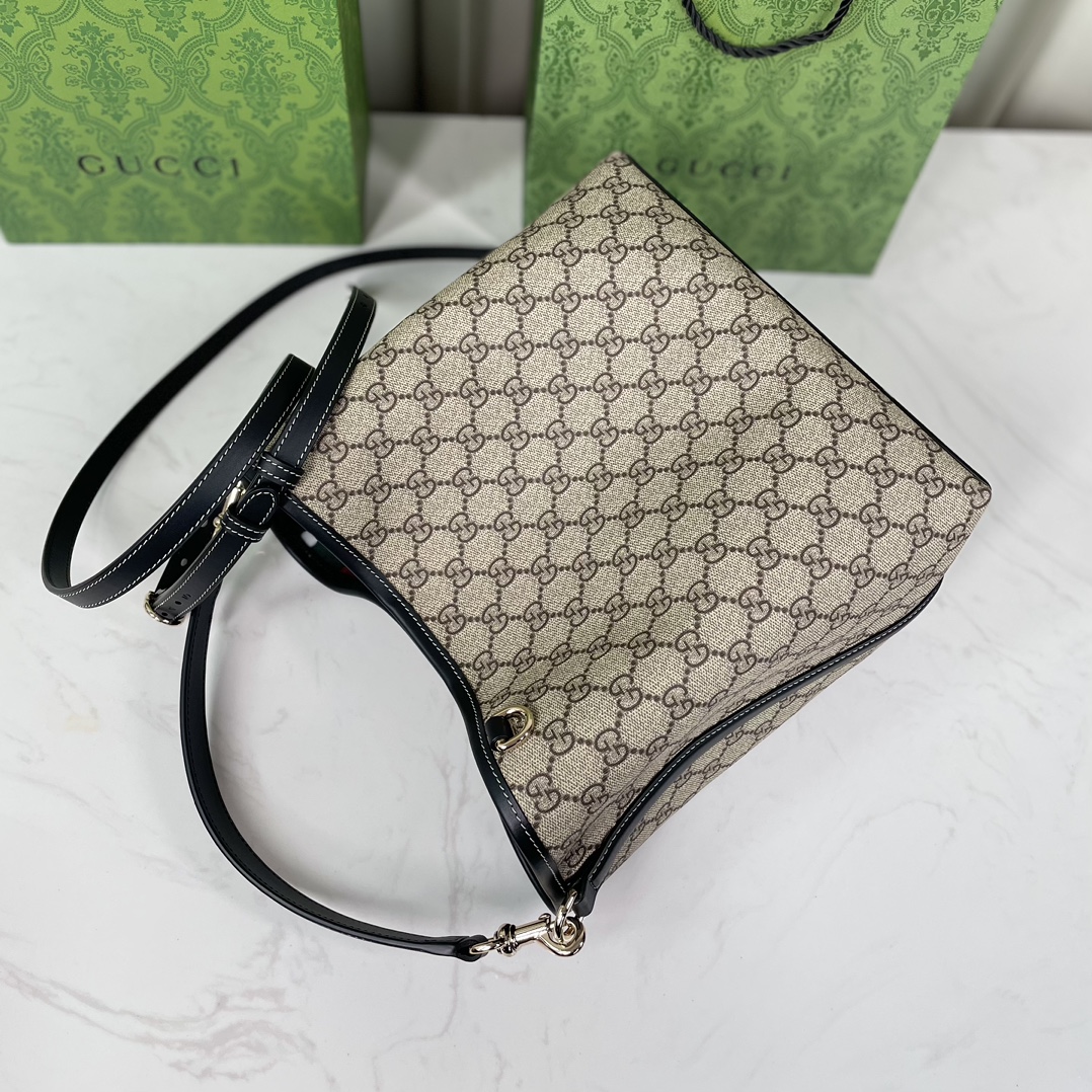 [TOP] GUCCI GG Emblen Bucket Bag 25x25x15.5cm - 2 Colour