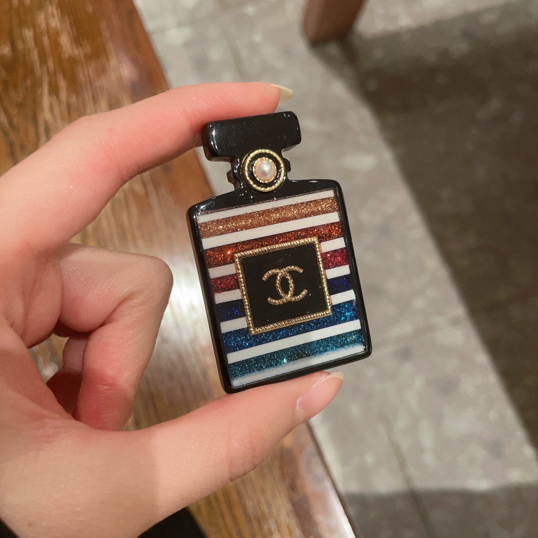 [TOP] CHANEL Perfume Bottle Brooch - Black