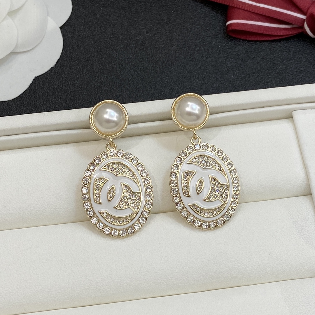 [TOP] CHANEL CC  Earrings- 2 Colors