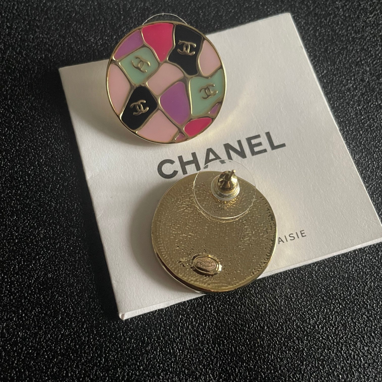 [TOP] CHANEL CC Earrings- Black and Pink