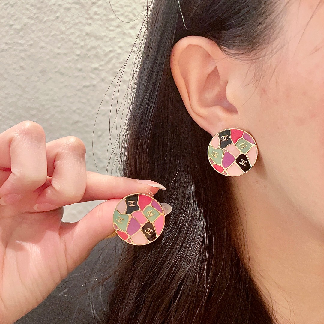 [TOP] CHANEL CC Earrings- Black and Pink