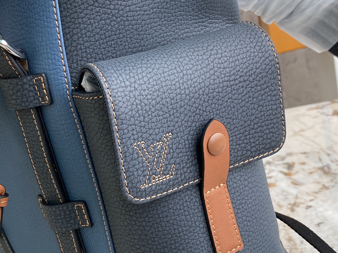 [TOP] Louis Vuitton LV Men's Christopher Backpack Taurillon Leather 32x39x12cm - Denim