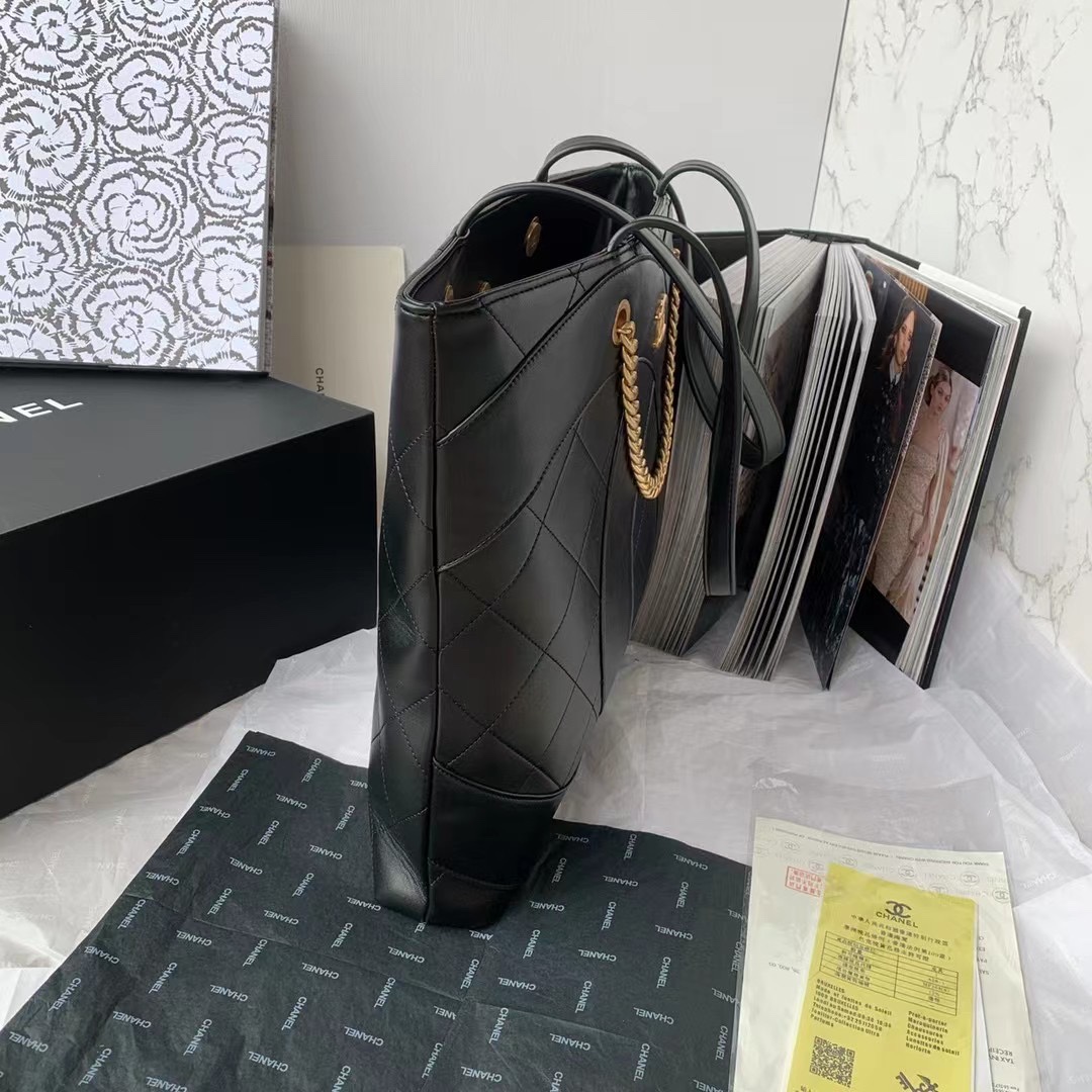[TOP] CHANEL 23P Shopping Bag 37*36*6cm - Black