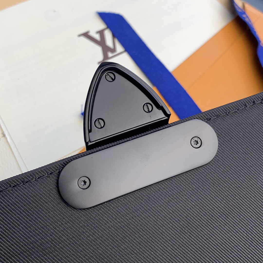 [TOP] Louis Vuitton LV S Lock 4A Bag Monogram Embossed Taurillon Leather 27x21x3.5cm - Black