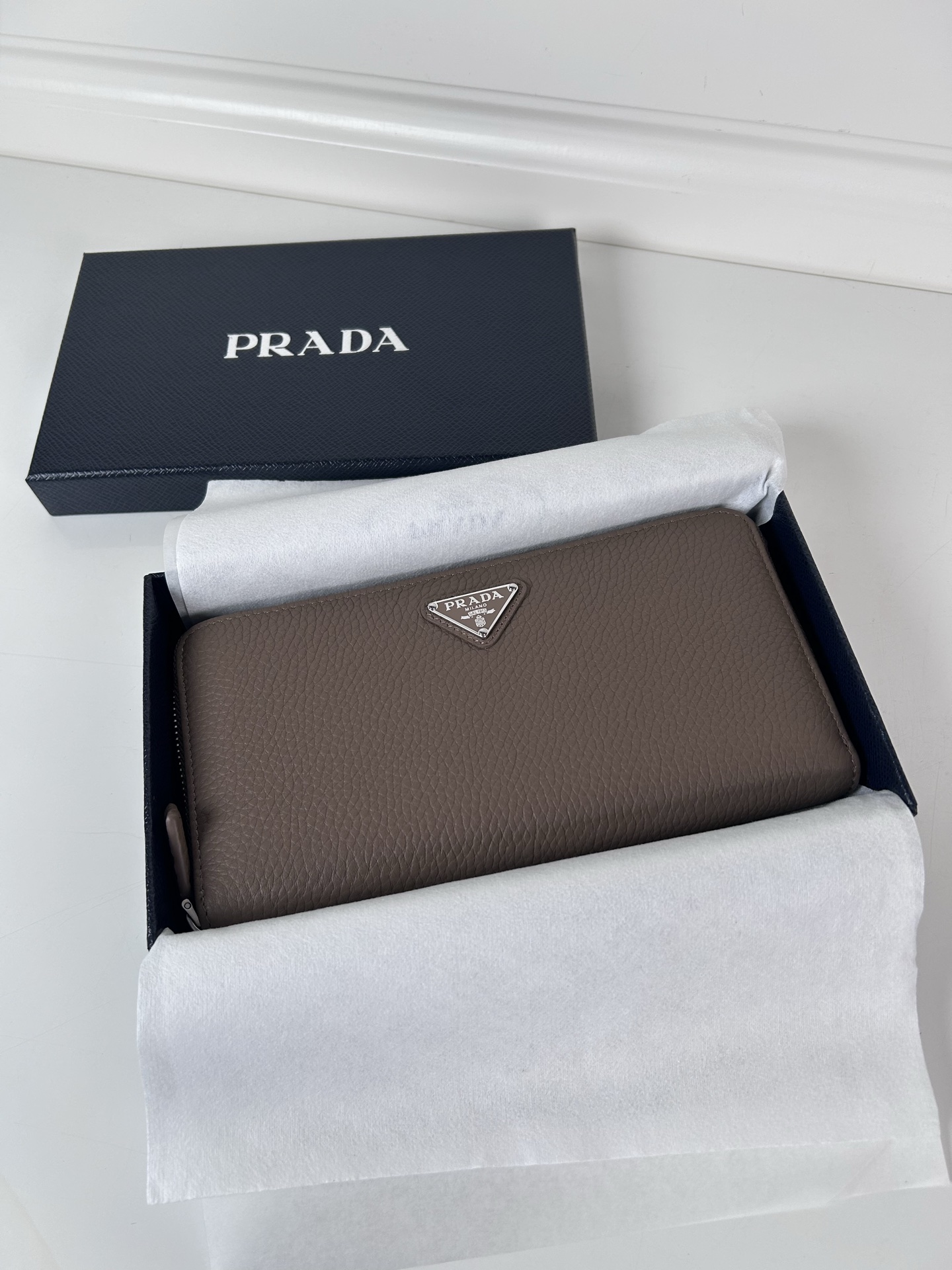 [TOP] PRADA Medium Wallet 20cm×10.3cm - Brown