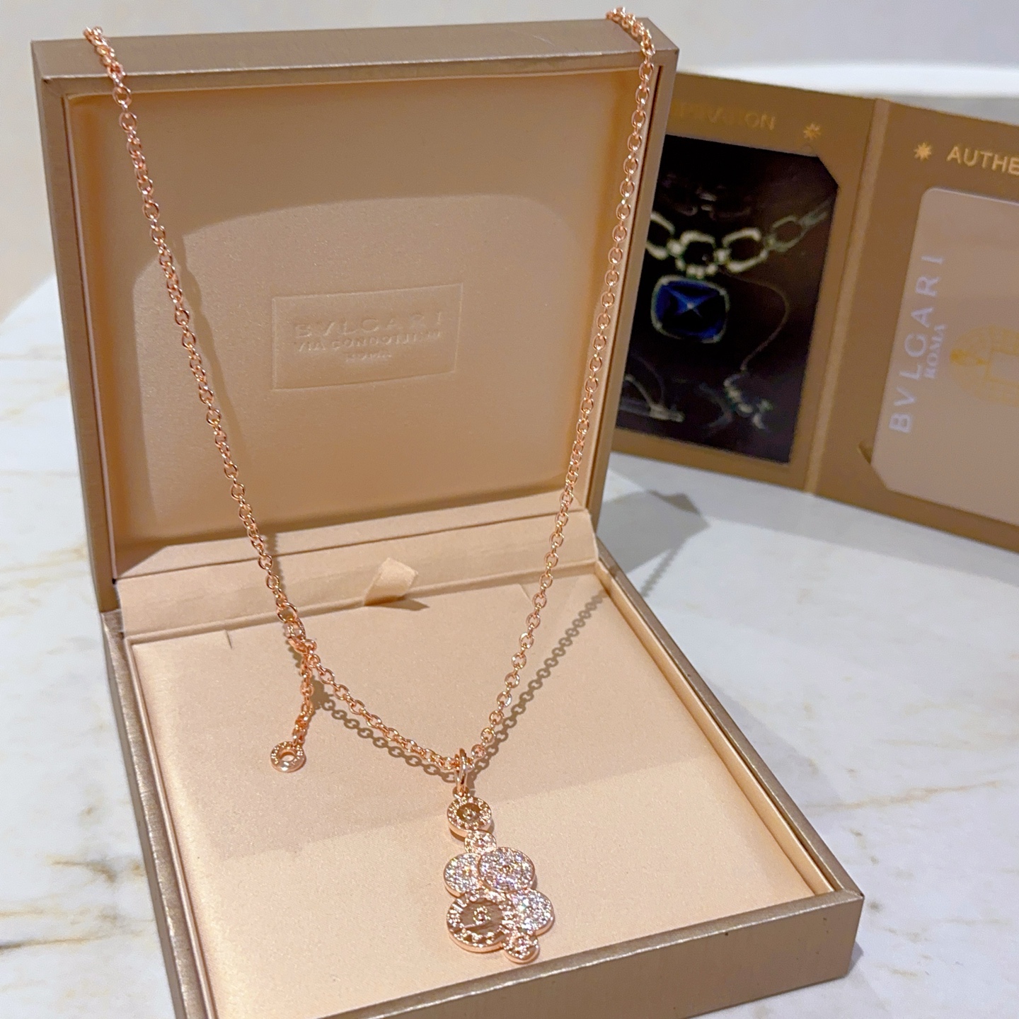 [TOP] BVLGARI DIVAS‘ DREAM Necklace - Rose Gold