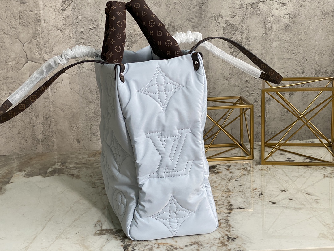 [TOP] Louis Vuitton LV On The Go Monogram Tote Bag Econyl 41x34x19cm - Light Blue