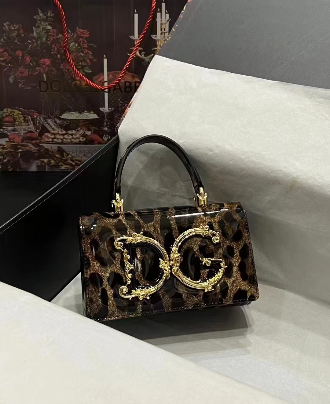 [TOP] Dolce & Gabbana D&G Handle Bag Patent Leopard 18x10x5cm - Black