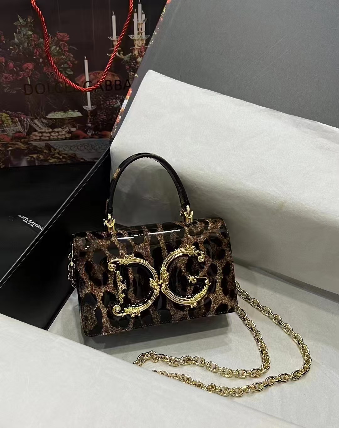 [TOP] Dolce & Gabbana D&G Handle Bag Patent Leopard 18x10x5cm - Black