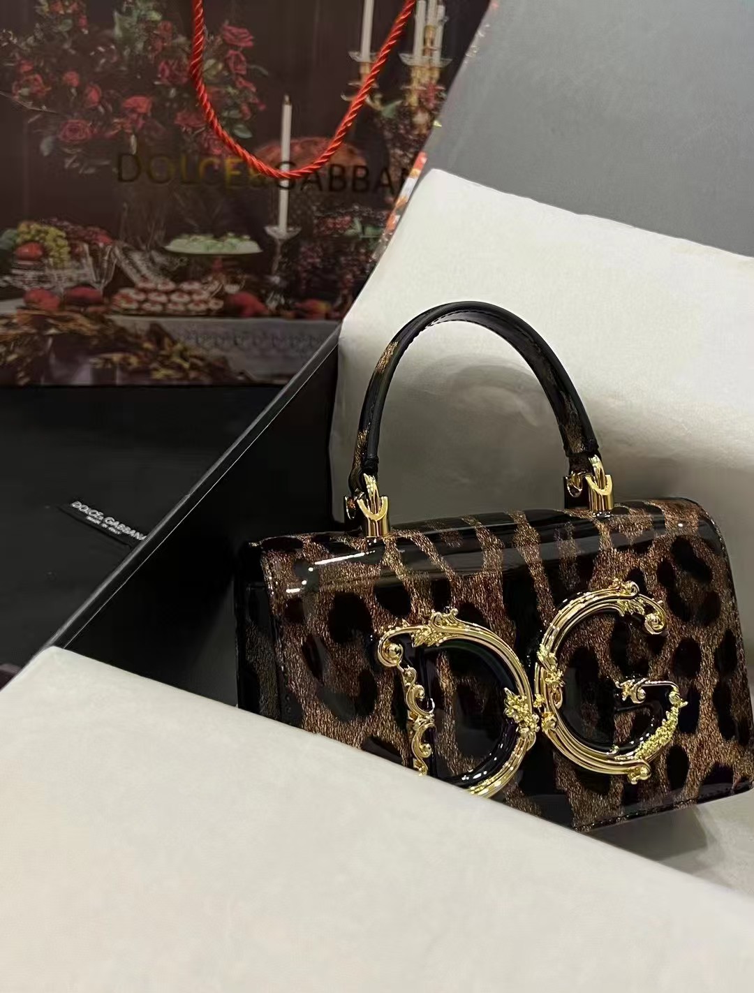 [TOP] Dolce & Gabbana D&G Handle Bag Patent Leopard 18x10x5cm - Black