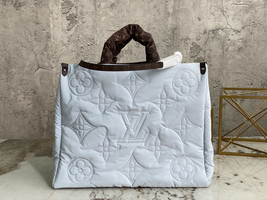 [TOP] Louis Vuitton LV On The Go Monogram Tote Bag Econyl 41x34x19cm - Light Blue