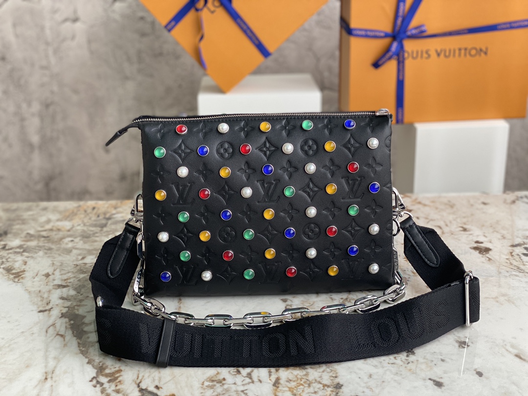 [TOP] Louis Vuitton LV Coussin Bag Vuittamins Capsule Collection 26x20x12cm - Black