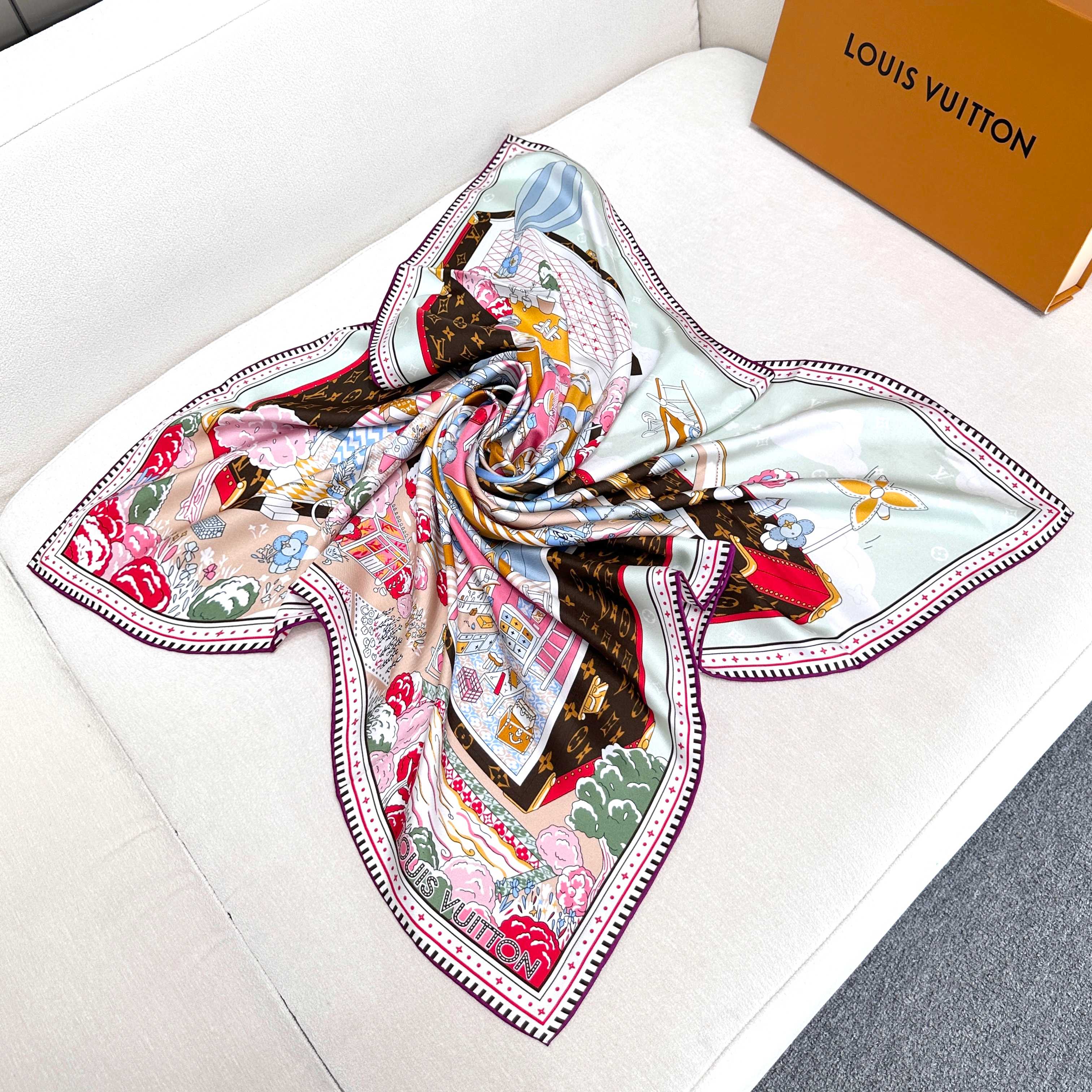 [TOP] Louis Vuitton LV Monogram Square Scarf 90 x 90 cm - Pink