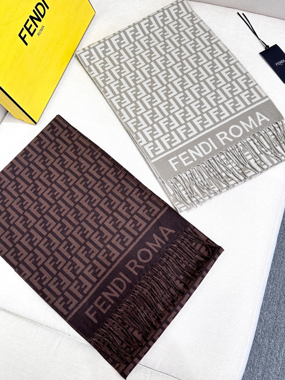 [TOP] FENDI Cashmere Scarf 200x30cm - 4 Colors