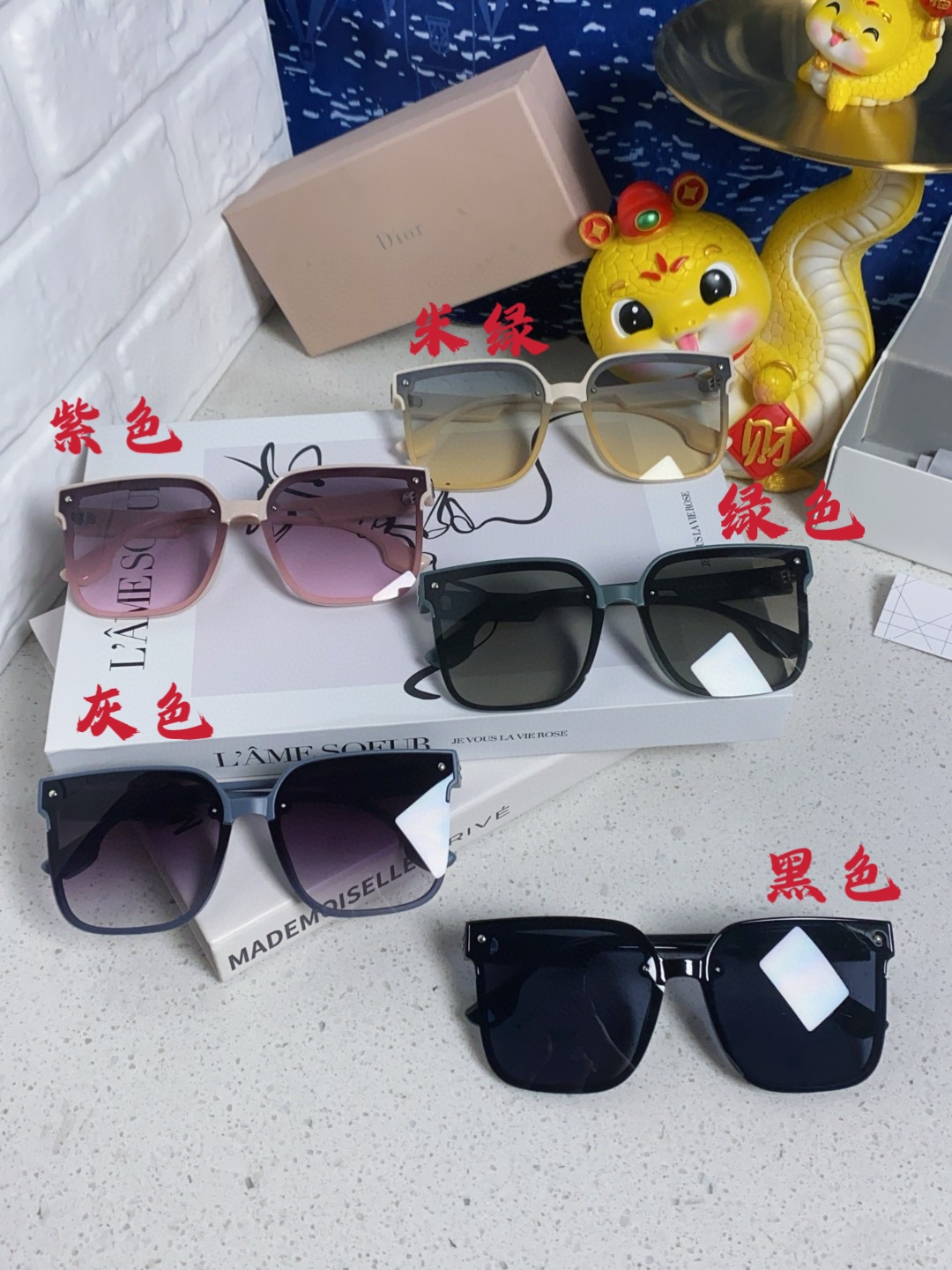 [TOP] Christian Dior Sunglasses - 5 Color
