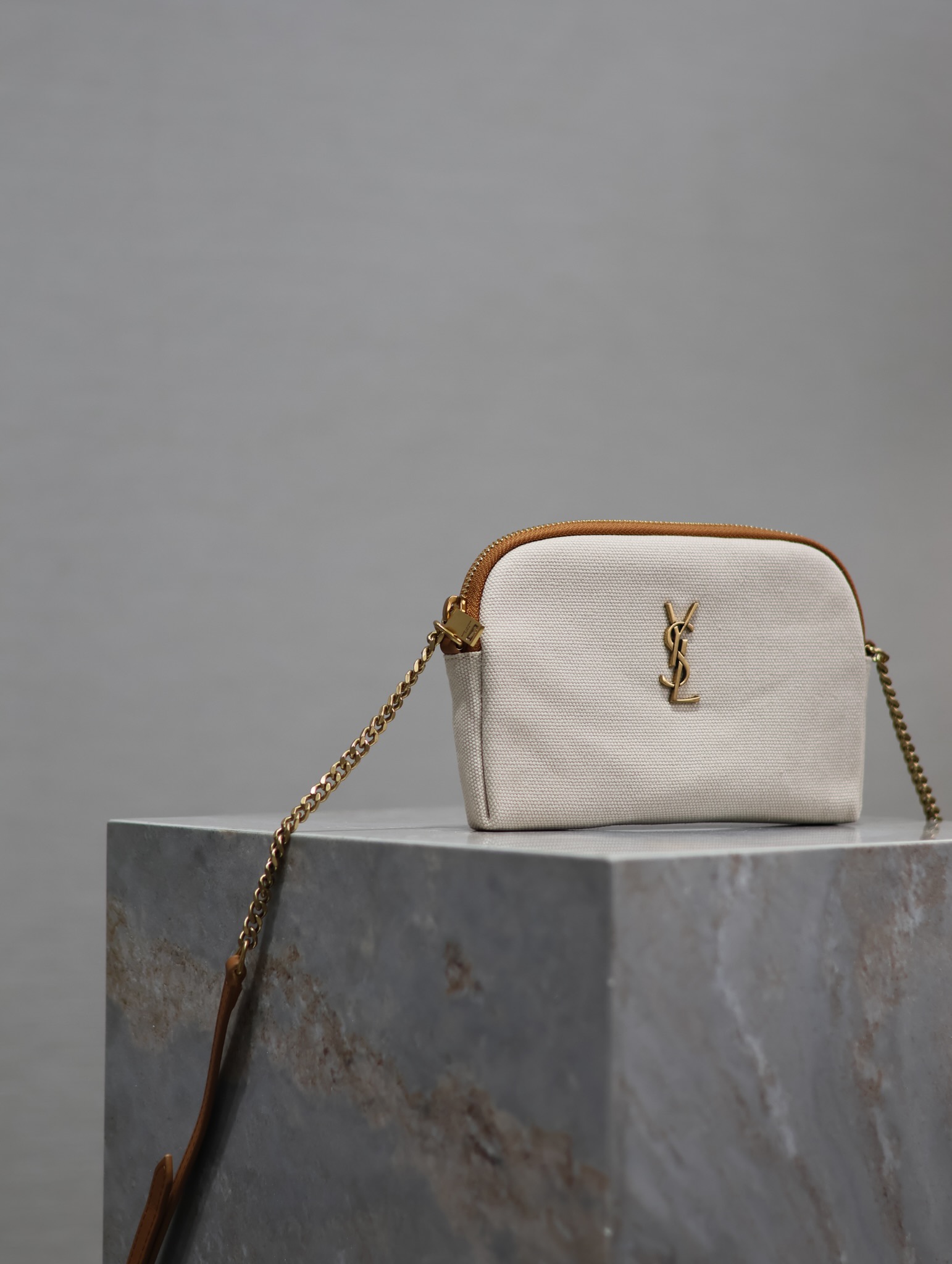 [TOP] Yves Saint Laurent YSL Gaby Bag Canvas 19x3x3.5cm - Beige&GHW