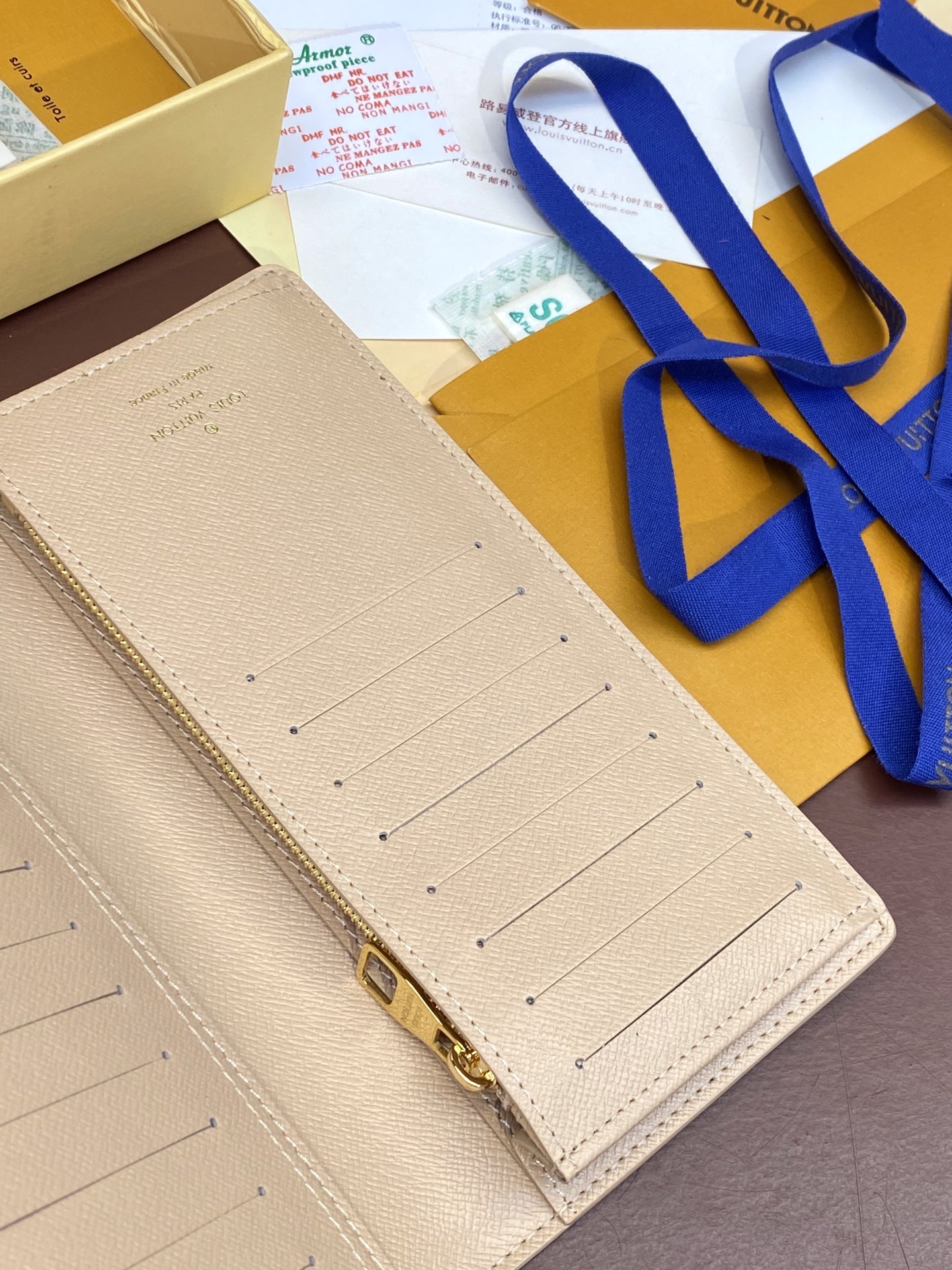 [TOP] Louis Vuitton LV Monogram Eclipse Wallet 19X10cm - Khaki