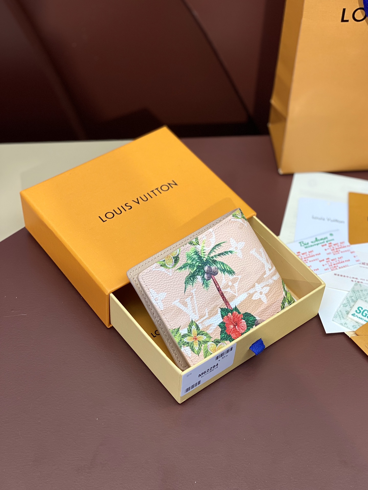 [TOP] Louis Vuitton LV  Monogram Surfin Wallet 11x8.5x2cm - Khaki