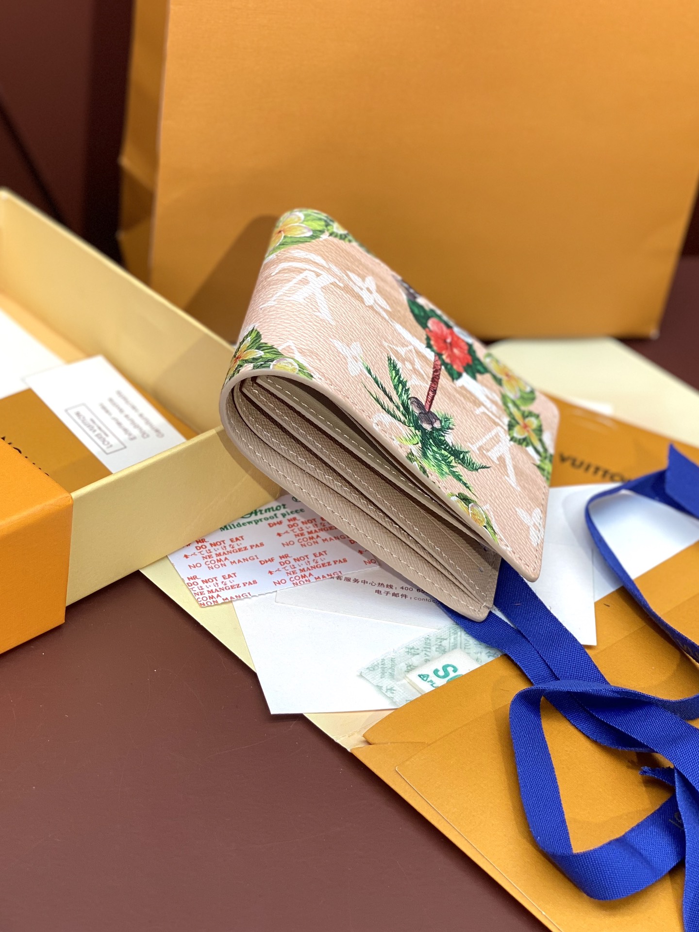 [TOP] Louis Vuitton LV  Monogram Surfin Wallet 11x8.5x2cm - Khaki