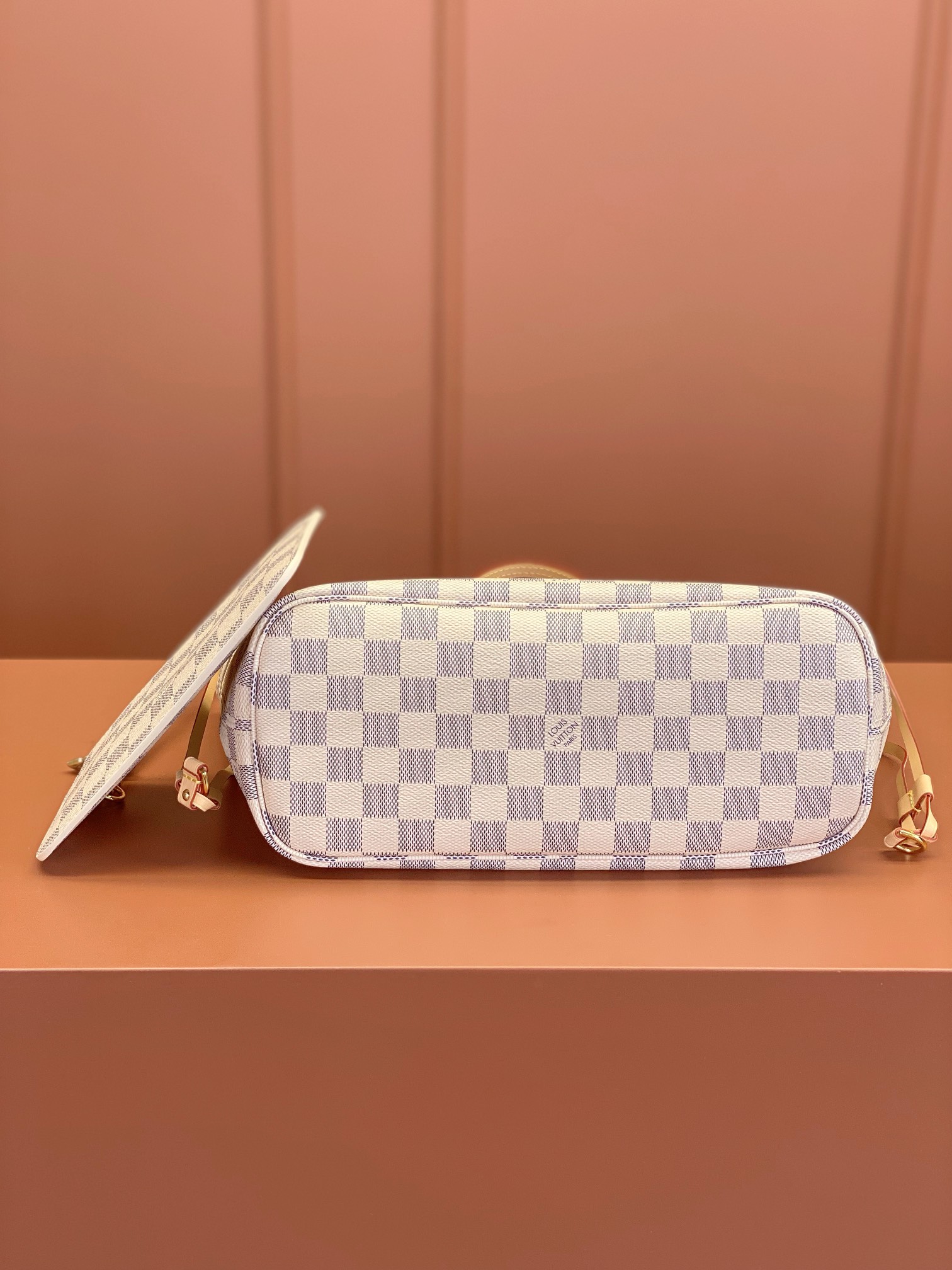 [TOP] Louis Vuitton LV Neverfull Dmier Azur PM - Beige