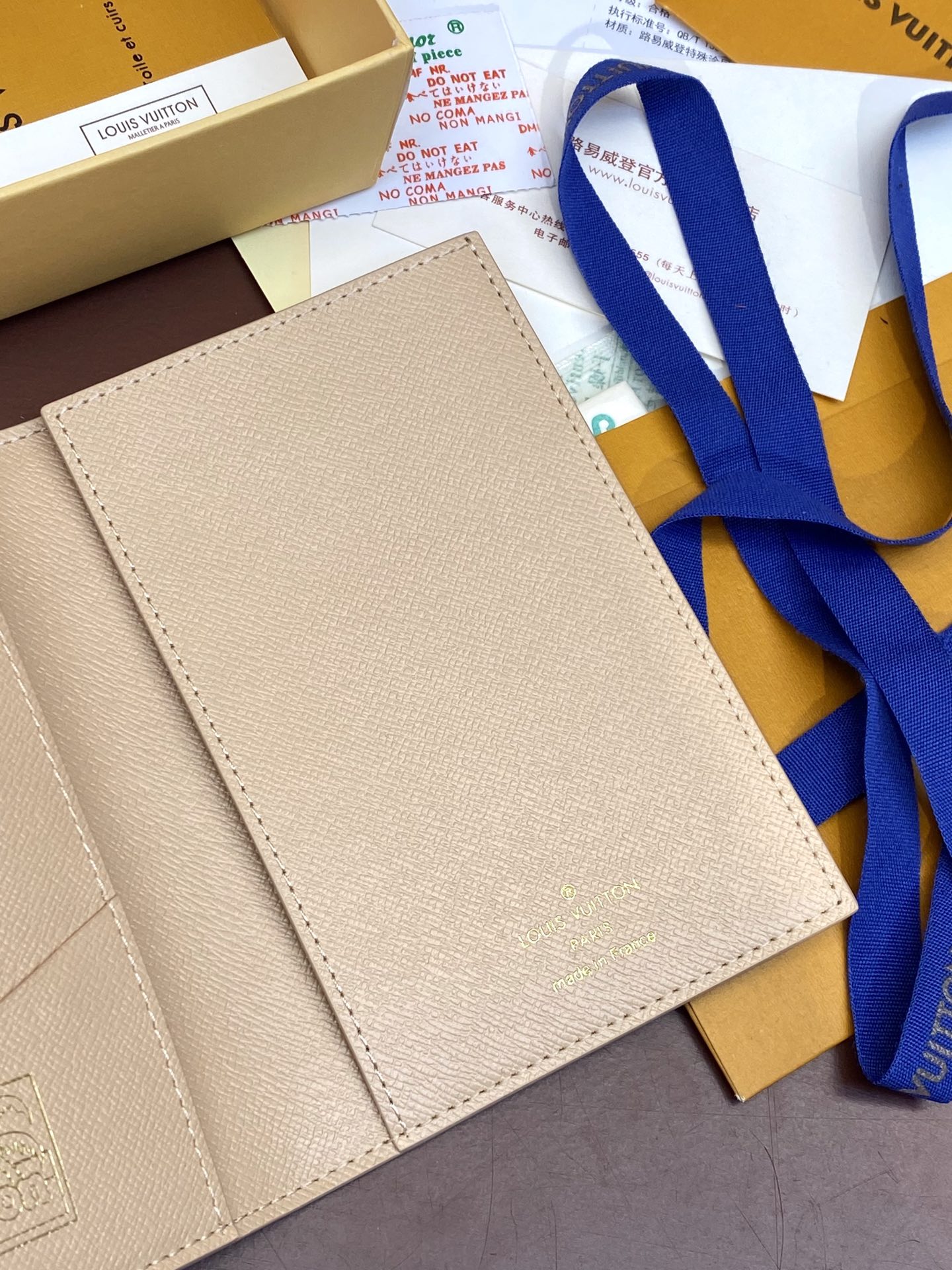 [TOP] Louis Vuitton LV Monogram Eclipse Card Bag Cowhide 10*14*2.5cm - Khaki