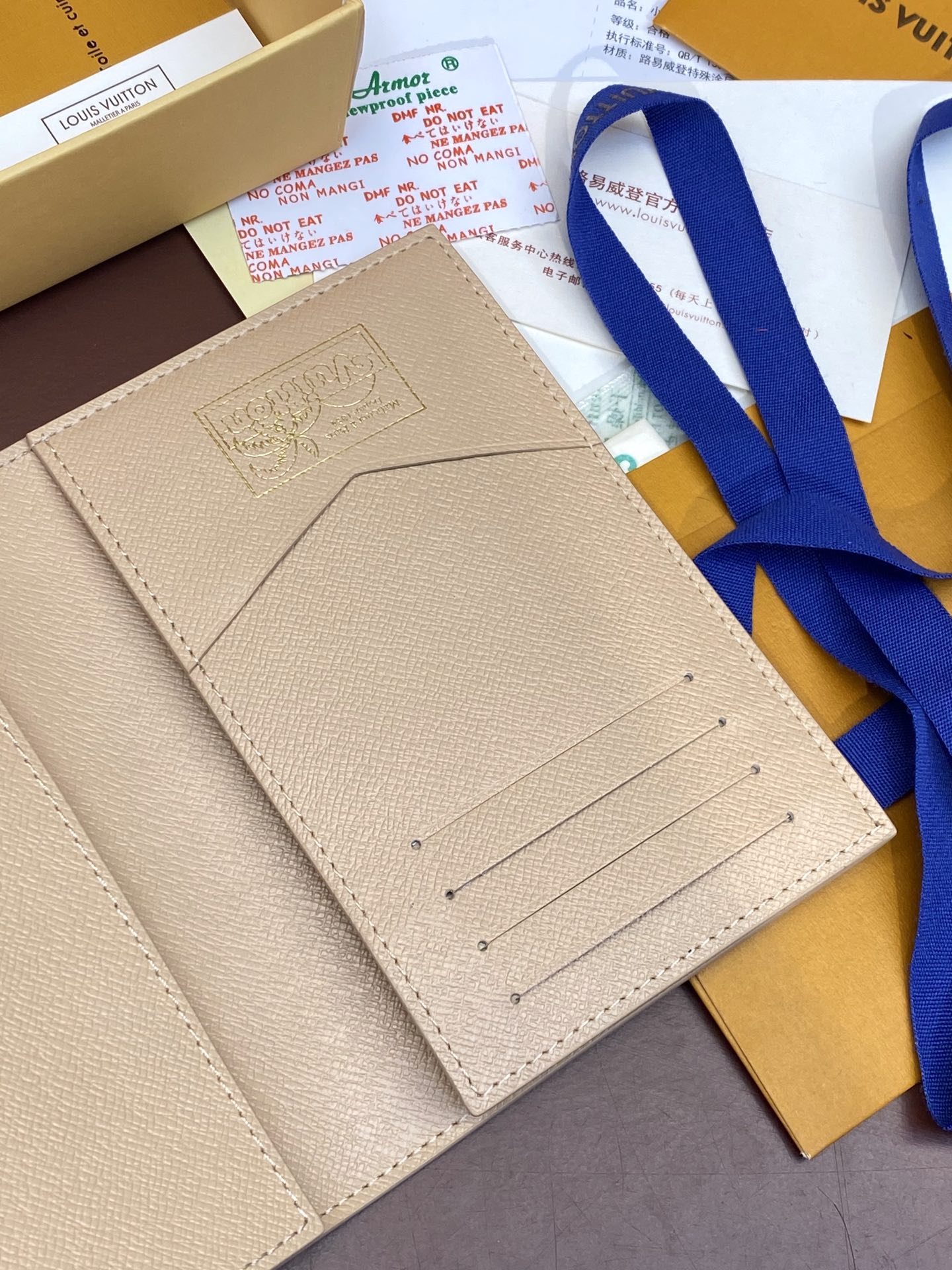 [TOP] Louis Vuitton LV Monogram Eclipse Card Bag Cowhide 10*14*2.5cm - Khaki