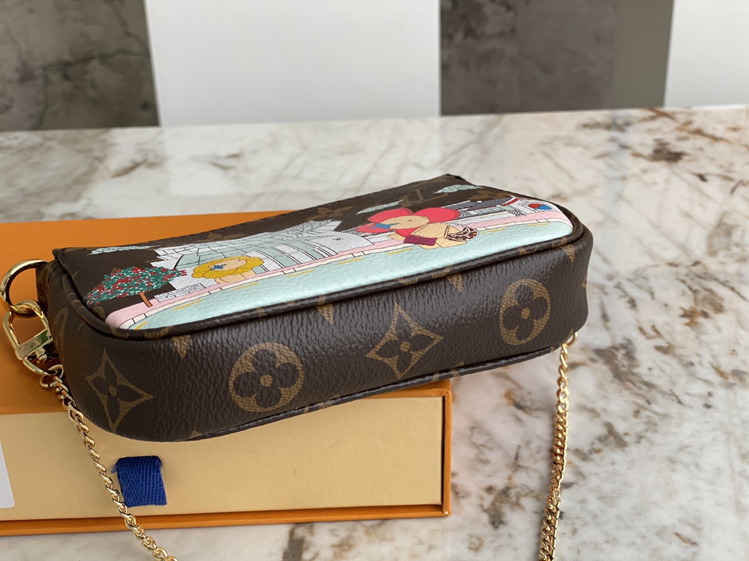 [TOP] Louis Vuitton LV Vivienne Holidays 2022 Mini Pochette Accessoires Bag 15.5x10.5x4cm - Brown