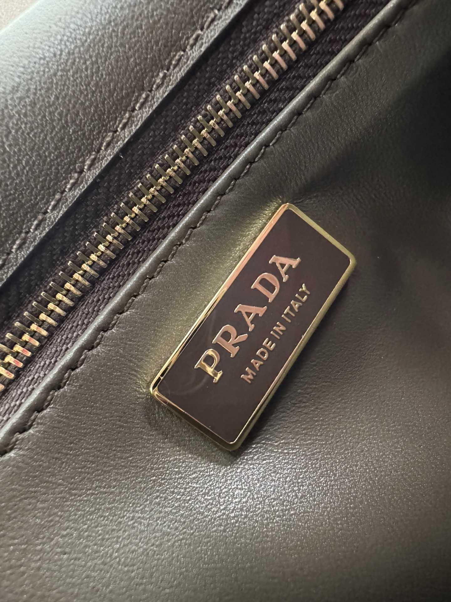 [TOP] PRADA Soft Sound Handbag Chamois 28x16x10cm - Brown