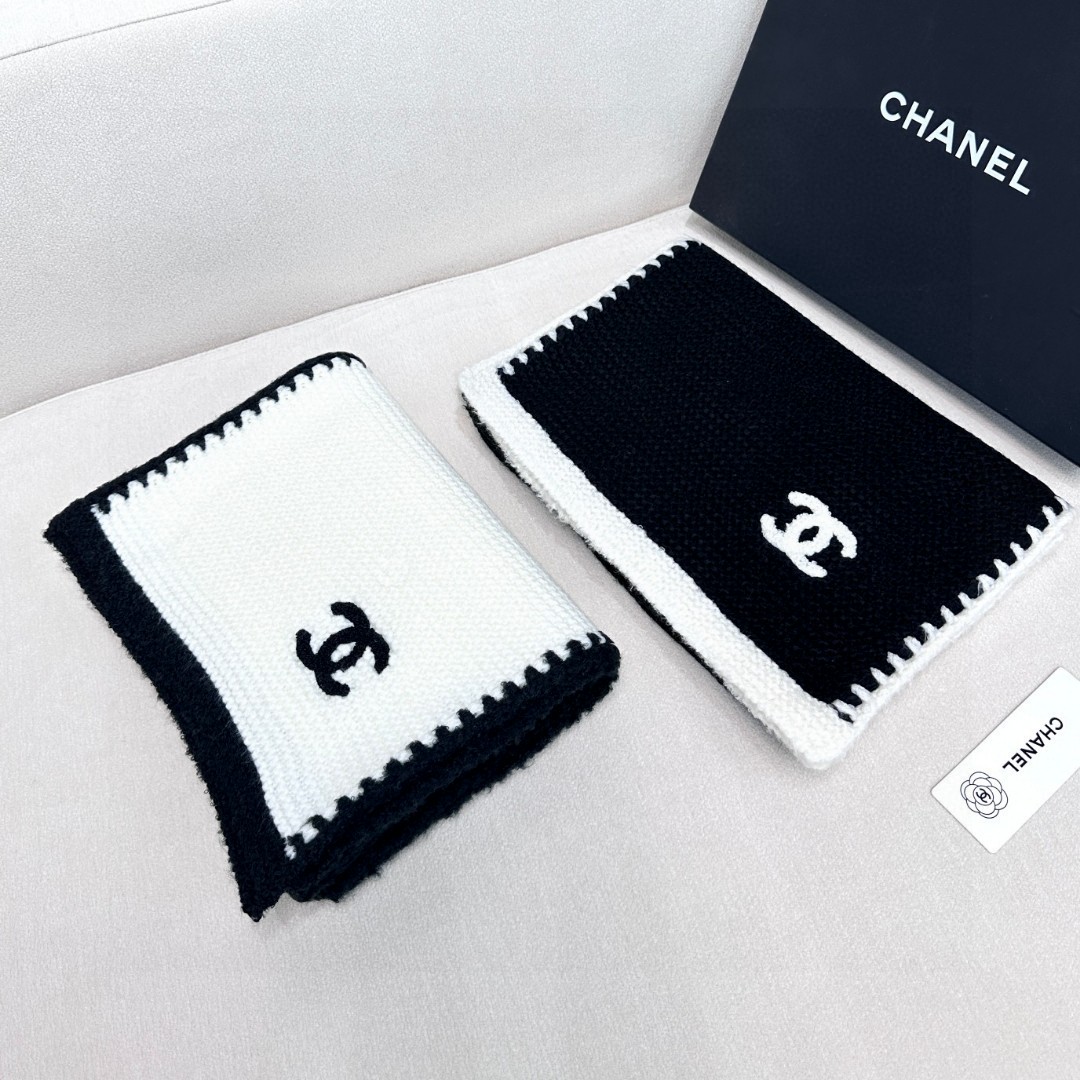 [TOP] CHANEL Cashmere Scarf 200x70 cm - 2 Colors