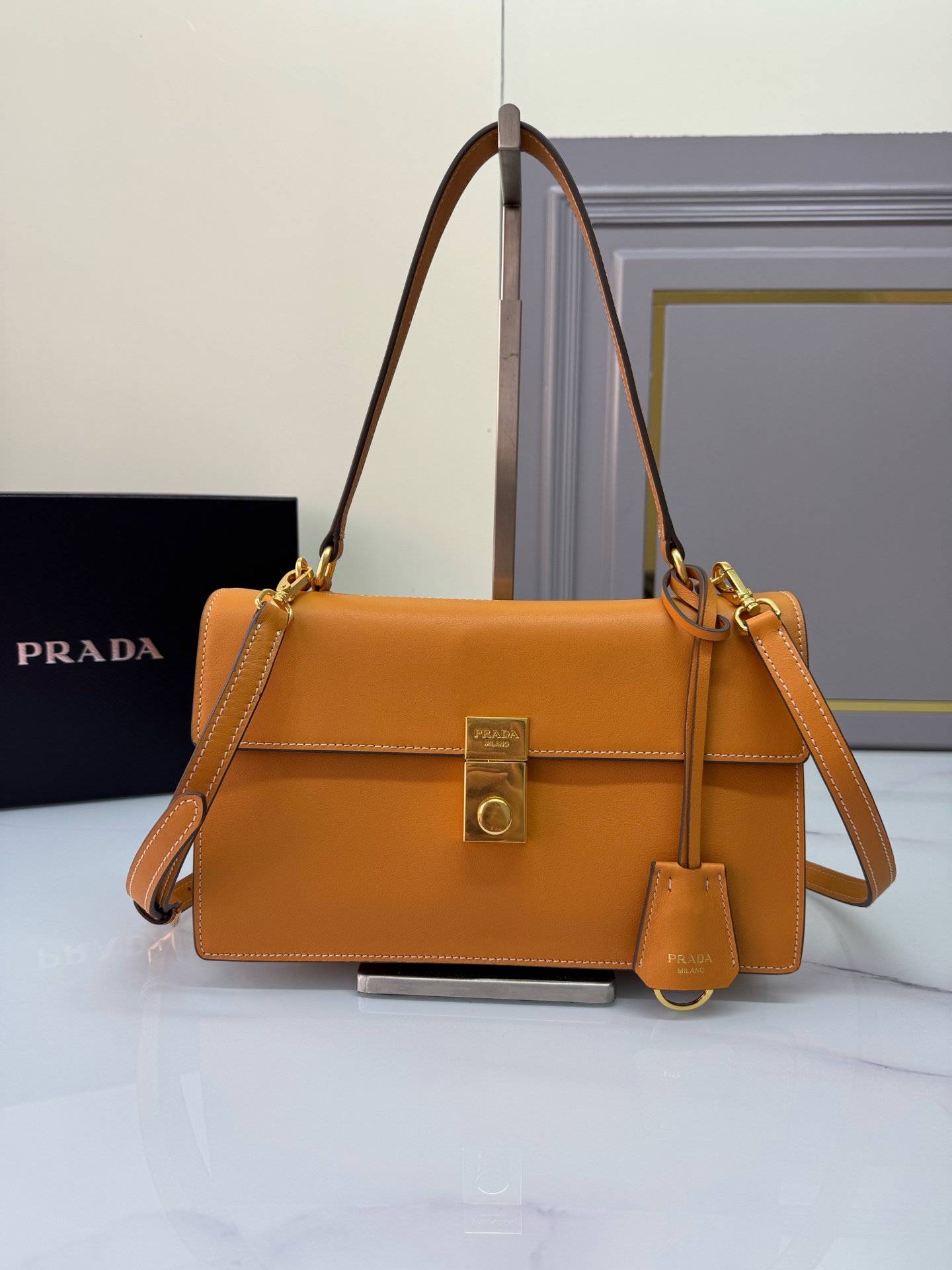 [TOP] PRADA Soft Sound Handbag Cowhide&Lnner Soft Sheepskin 28x17x11cm - 3 Colour