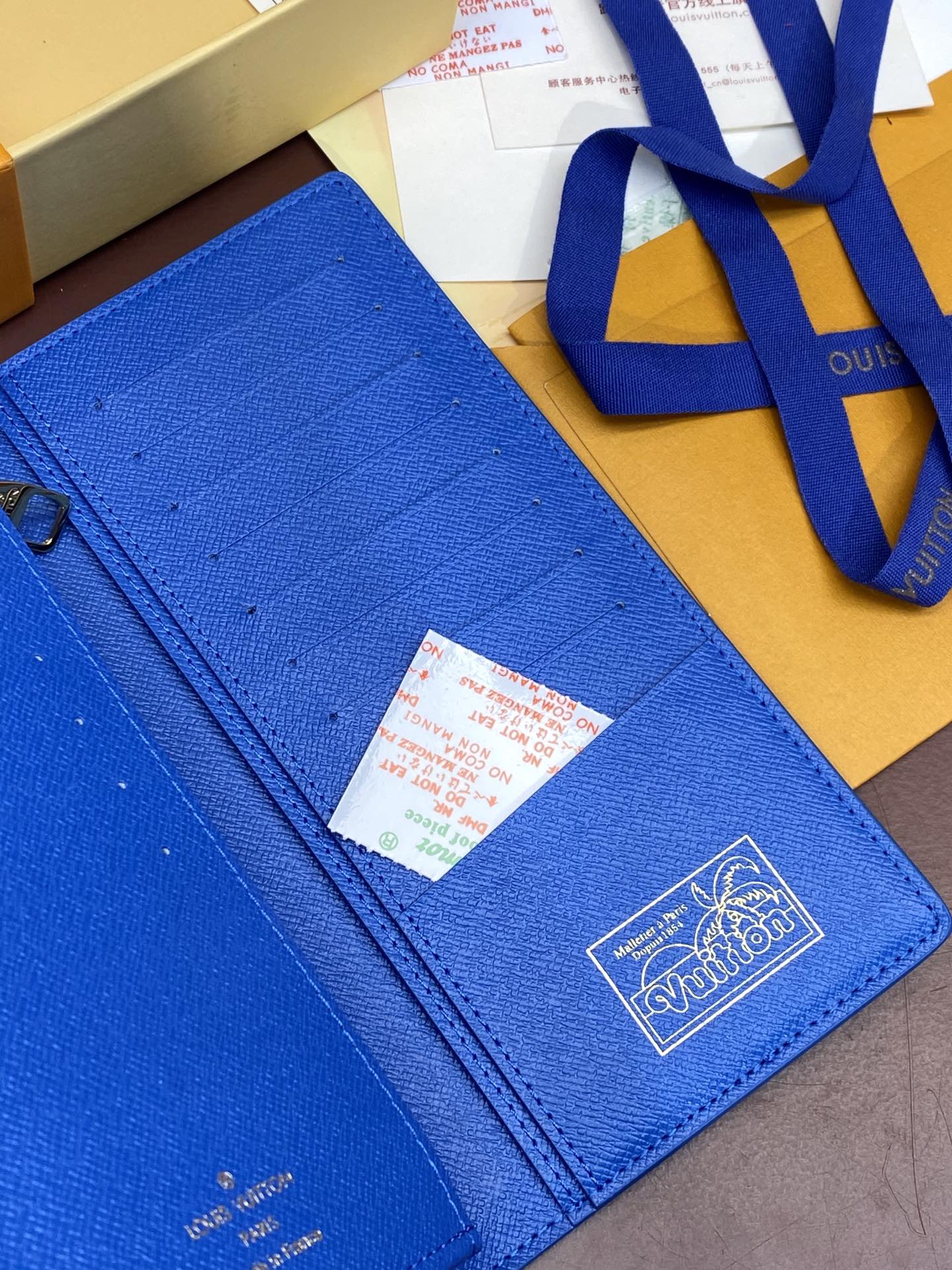 [TOP] Louis Vuitton LV Monogram Eclipse Wallet 19X10cm - Blue