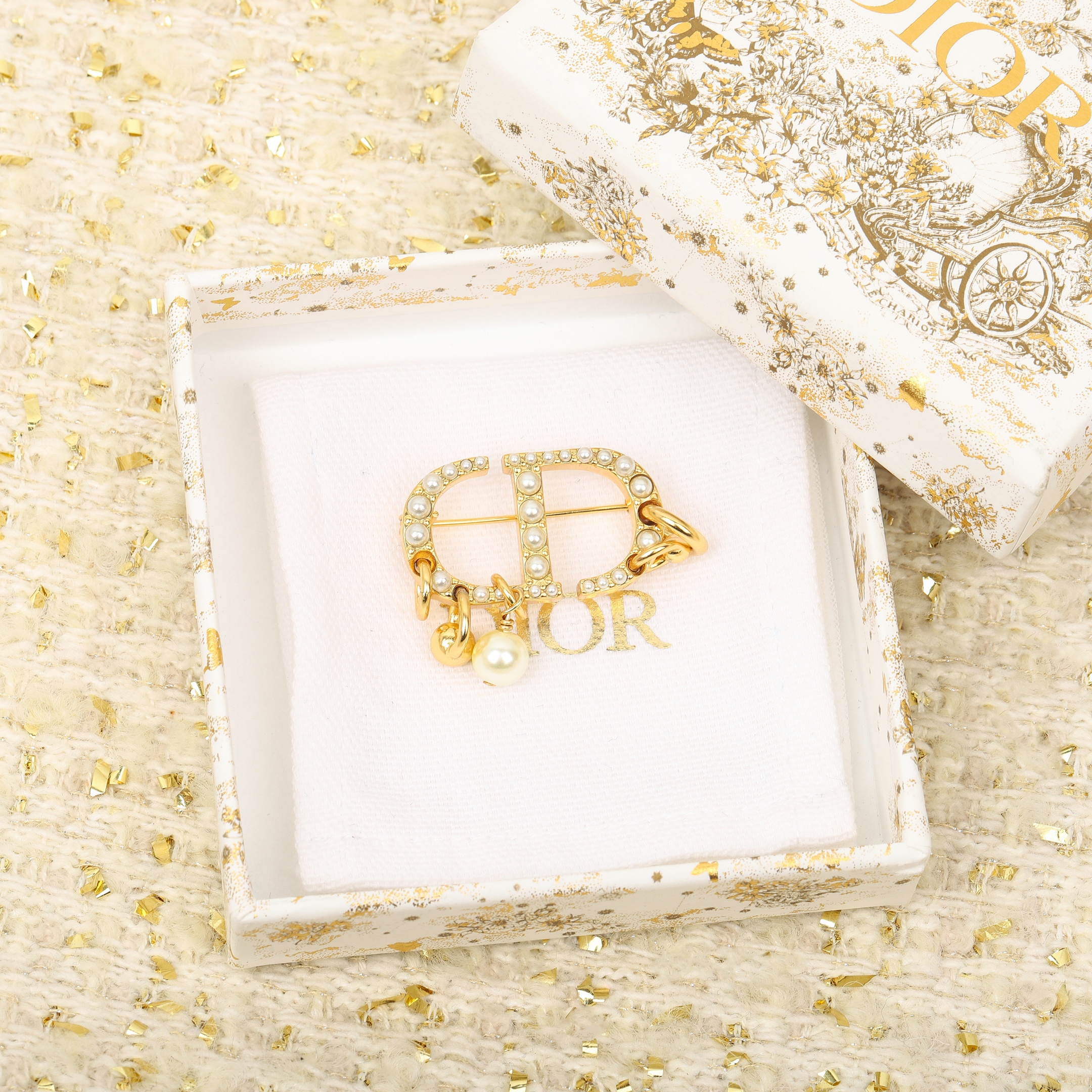 [TOP] Christian Dior  Brooch - Gold