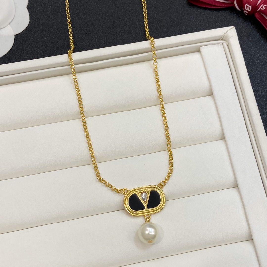 [TOP] VALENTINO Necklaces - 2 Colors