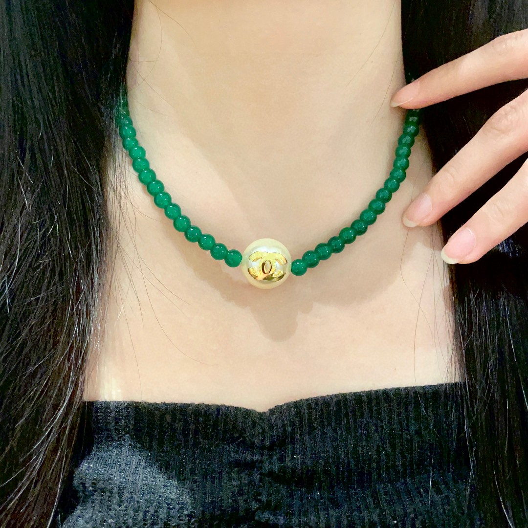 [TOP] CHANEL Necklace - Green
