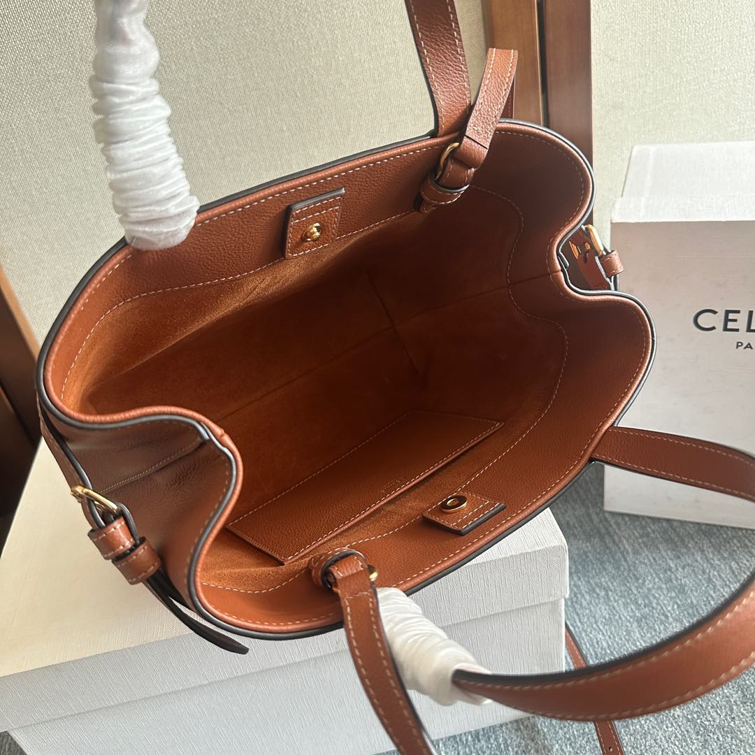 [TOP] CELINE CABAS ANAIS CUIR TRIOMPHE Bag 20.5 x 9 x 19 CM - 4 Colour