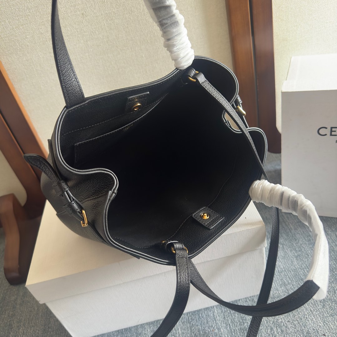 [TOP] CELINE CABAS ANAIS CUIR TRIOMPHE Bag 20.5 x 9 x 19 CM - 4 Colour
