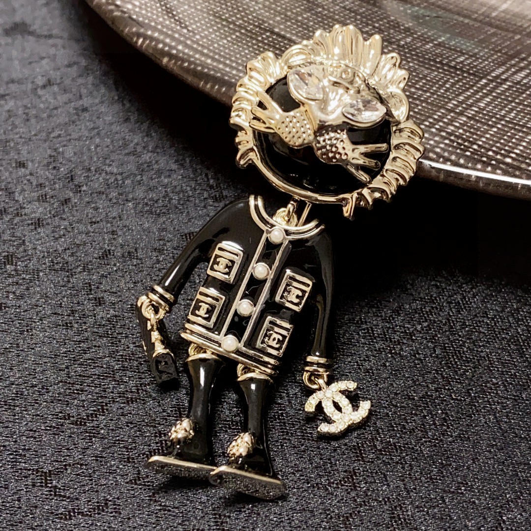 [TOP] CHANEL Coco Lion  Brooch - Black