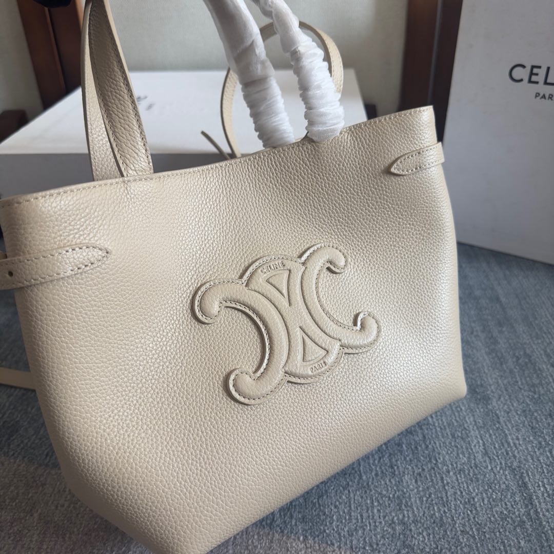 [TOP] CELINE CABAS ANAIS CUIR TRIOMPHE Bag 20.5 x 9 x 19 CM - 4 Colour