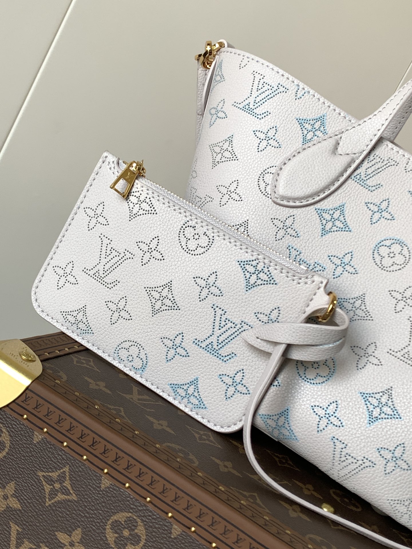 [TOP] Louis Vuitton LV Blossom Tote Bag 22x14x16cm/30x28x16cm - Light Blue