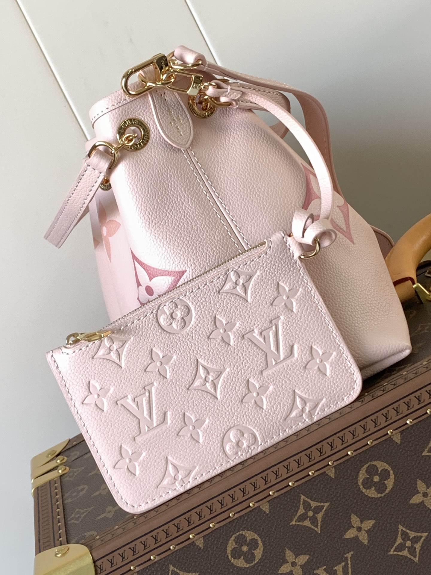 [TOP] Louis Vuitton LV Summer Bundle Degrade Bag 28x20x11.5cm - Pink