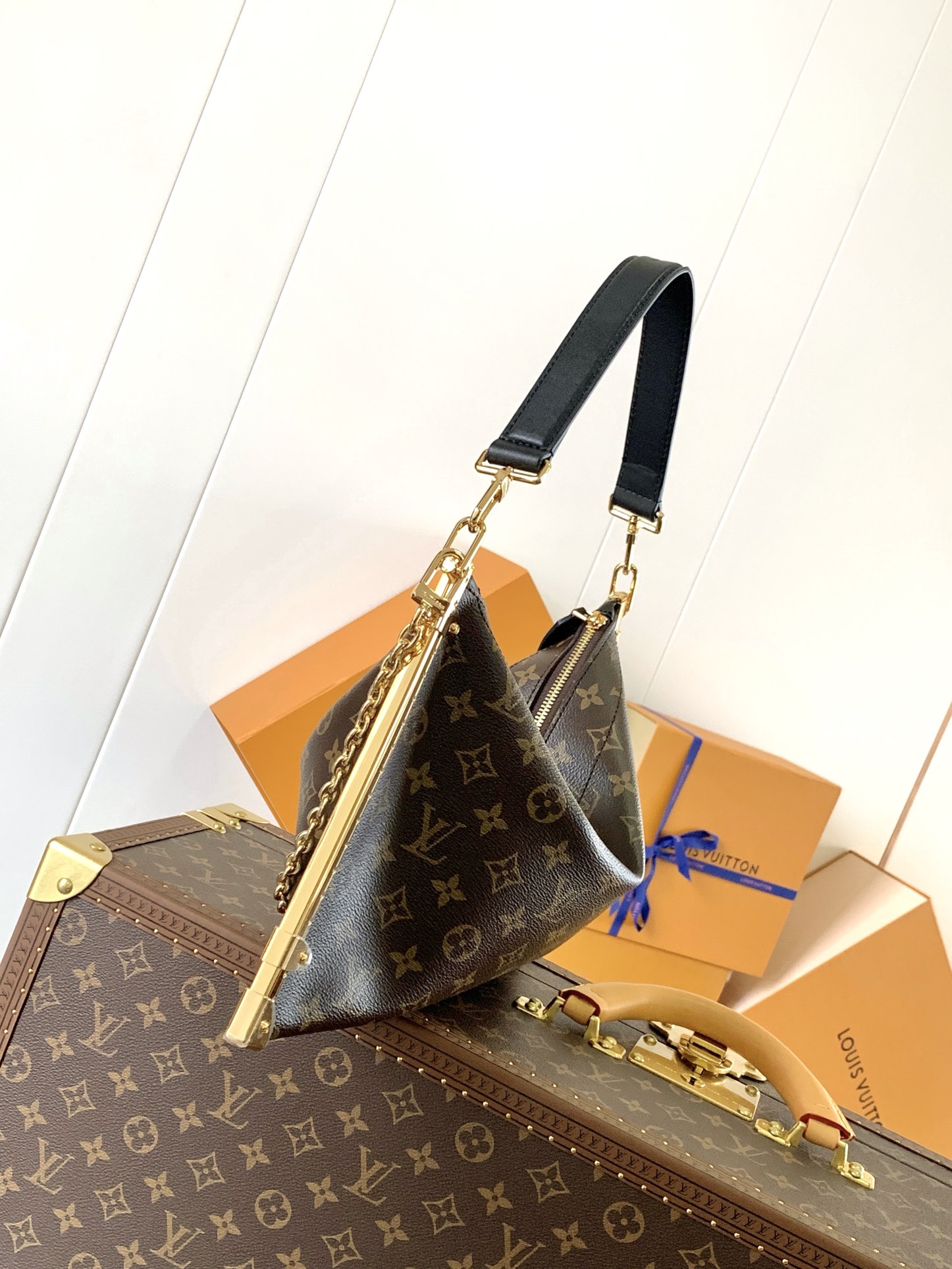 [TOP] Louis Vuitton LV Lucky Trunk Bag Monogram 38x23x1cm - Brown