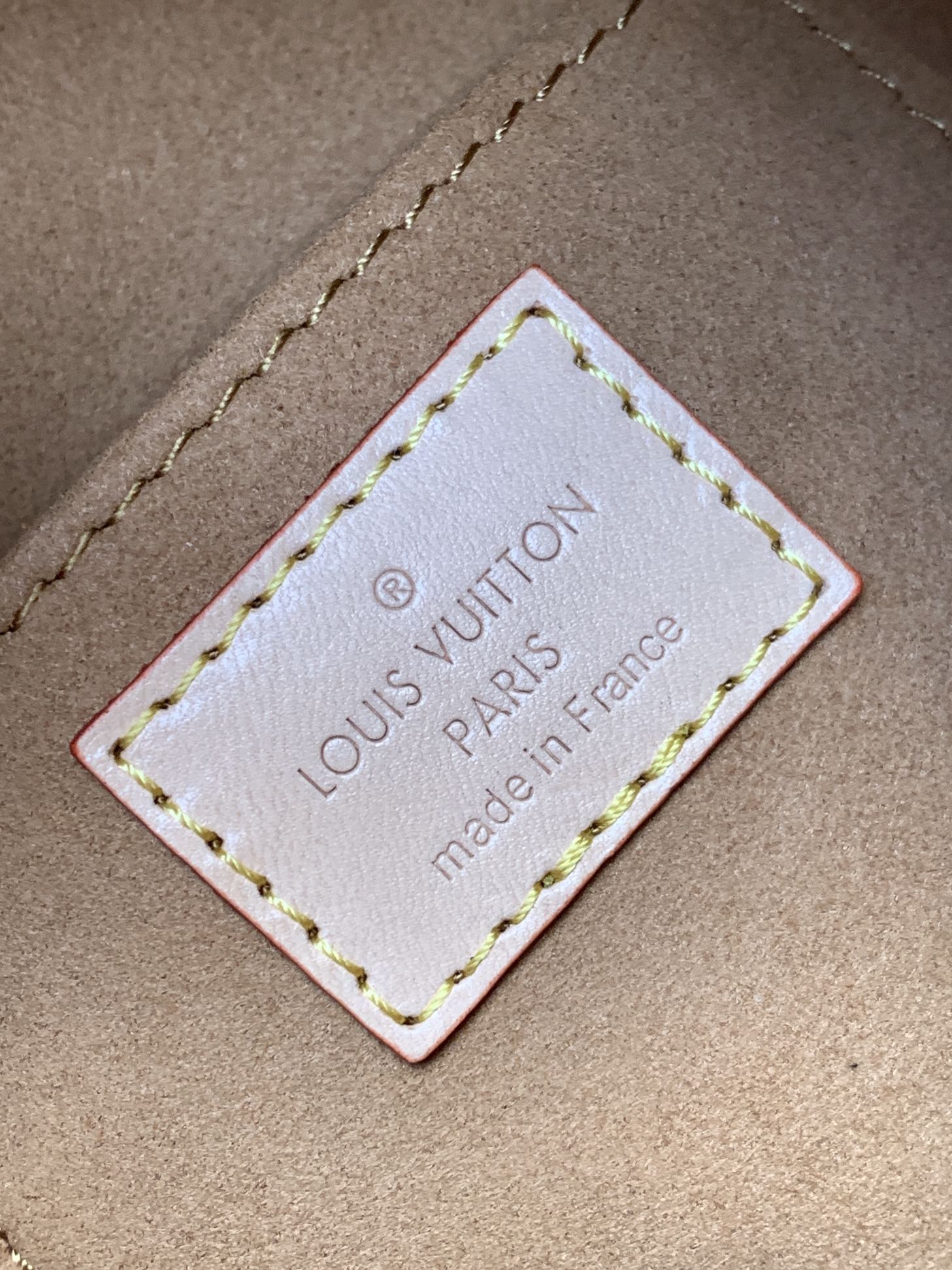 [TOP] Louis Vuitton LV Just In Case Bag 13 x 14 x 11.5 cm - Monogram