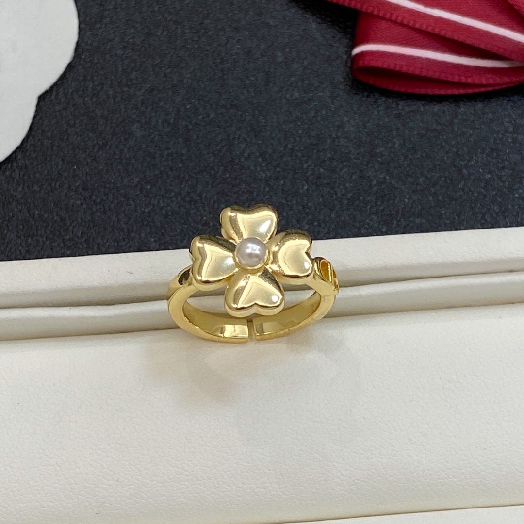 [TOP] Christian Dior CD Ring