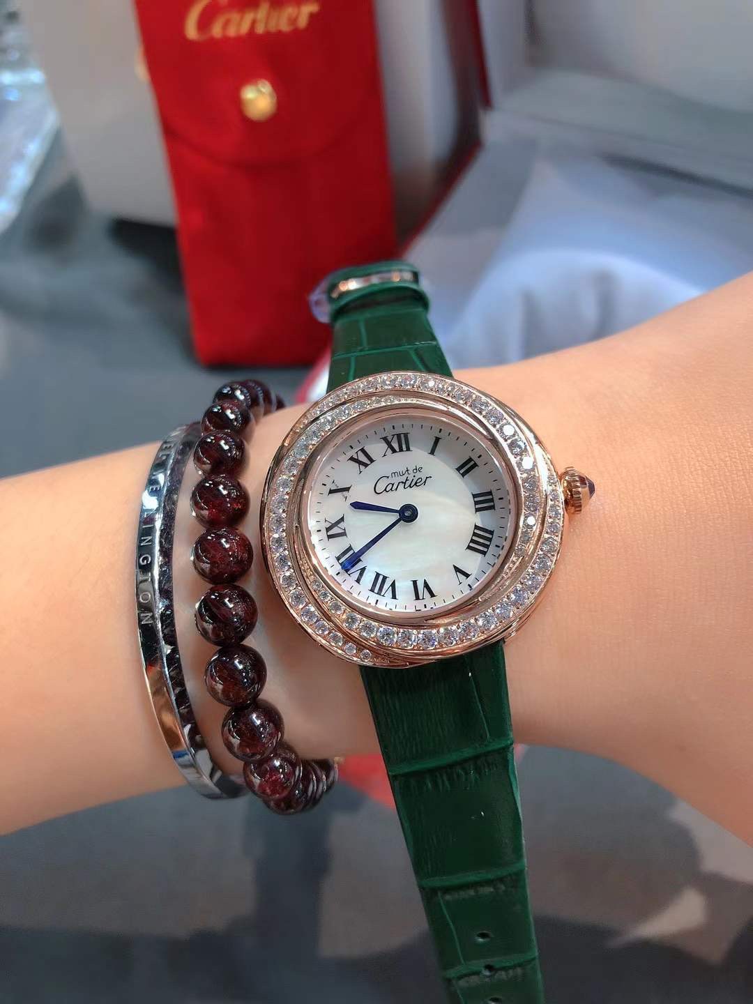 [TOP] Cartier Trinity Watch 32mm - Green