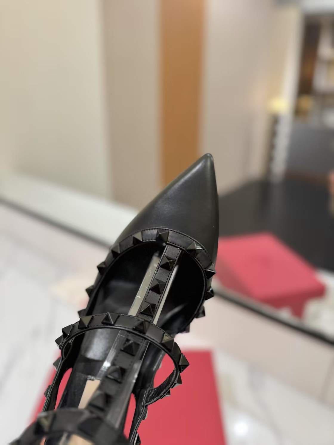 [TOP] VALENTINO Rock Studs High Heel  - Black