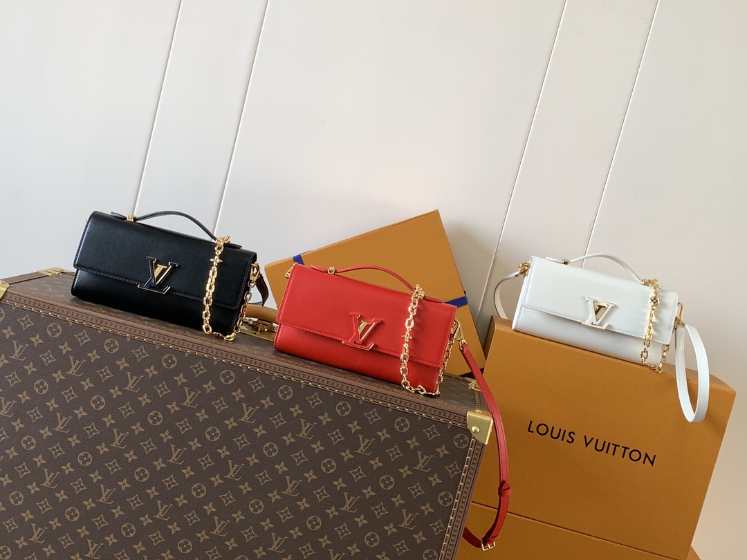 [TOP] Louis Vuitton LV Wallet On Chain Capucines Bag 12x4x23cm - 3 Color