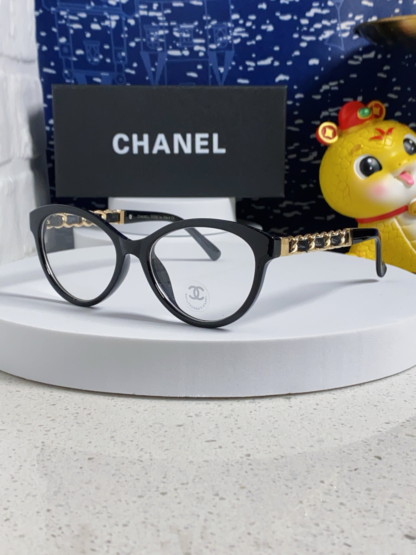 [TOP] CHANEL Sunglasses - 3 Colors
