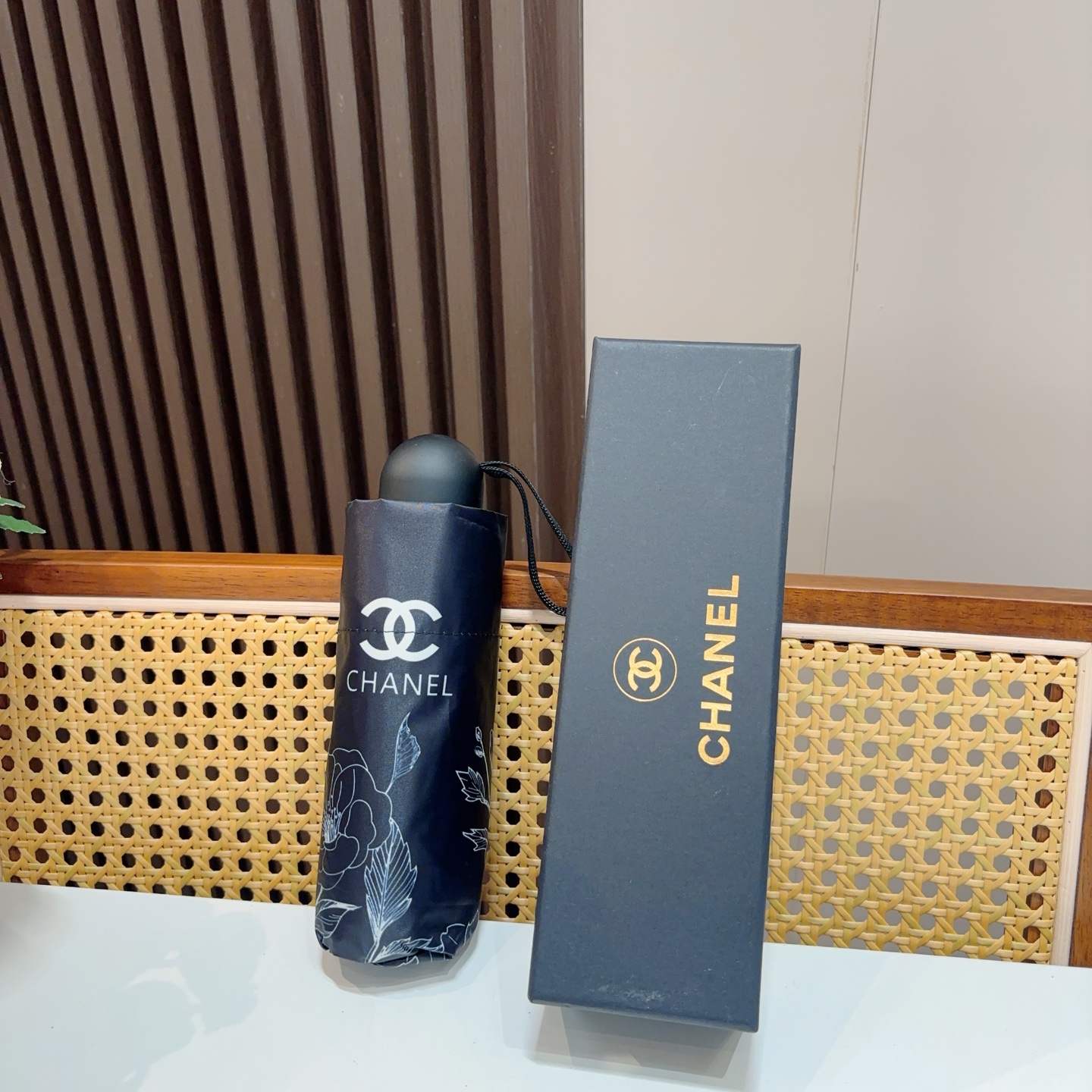 [TOP] CHANEL Umbrella - 2 Colors